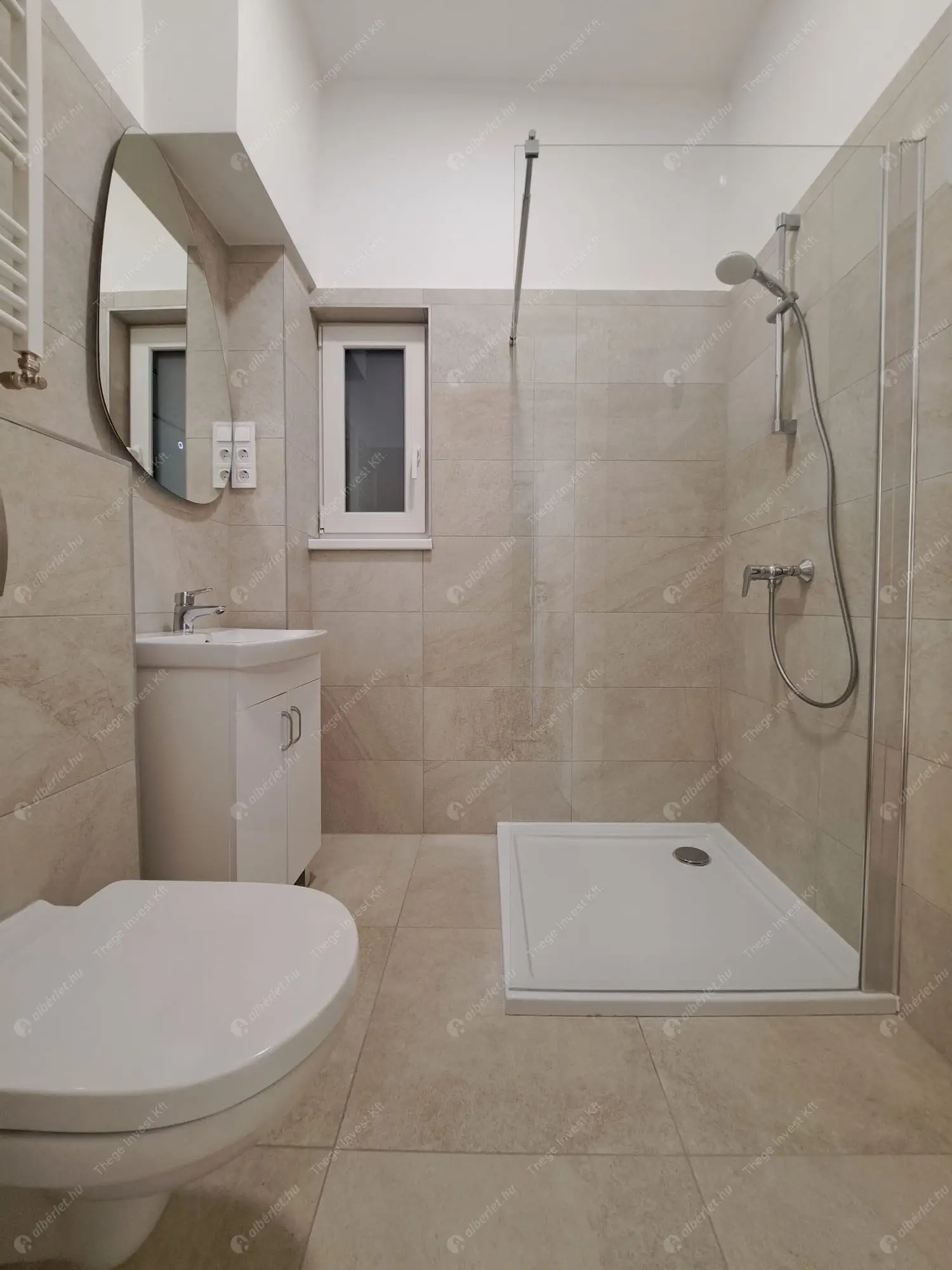 Kiadó albérlet 380000 Ft/hó áron: Budapest, V. kerület  Akadémia utca. Mérete: 58 nm, 2 szobás | Alberlet.hu - 6606551