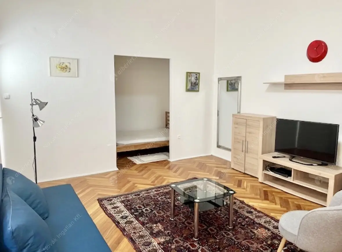 Kiadó albérlet 230000 Ft/hó áron: Budapest, V. kerület  Alkotmány utca. Mérete: 40 nm, 1 szobás | Alberlet.hu - 6583868