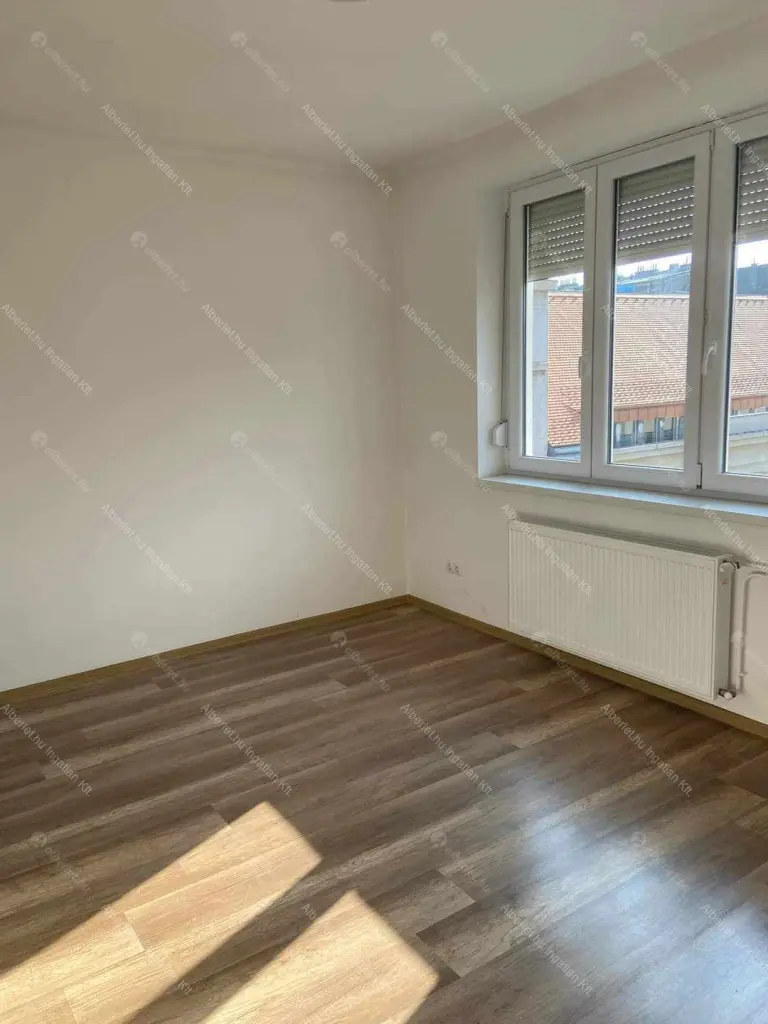 Kiadó albérlet 320000 Ft/hó áron: Budapest, V. kerület  Alkotmány utca. Mérete: 60 nm, 3 szobás | Alberlet.hu - 6678224