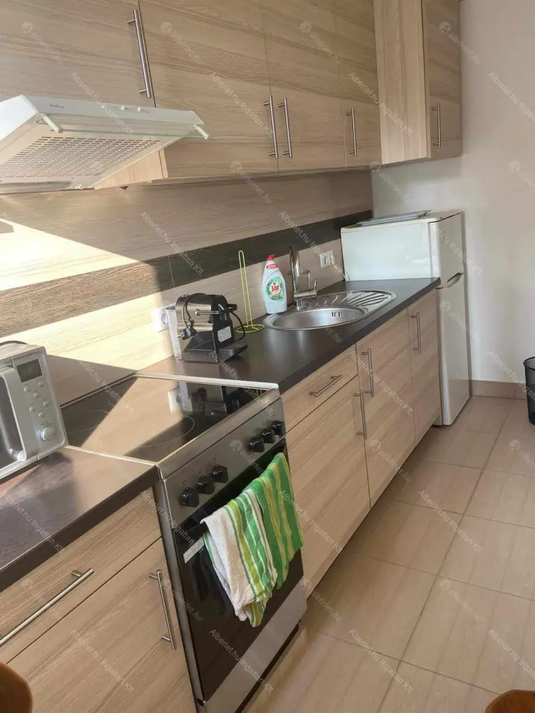 Kiadó albérlet 320000 Ft/hó áron: Budapest, V. kerület  Alkotmány utca. Mérete: 60 nm, 3 szobás | Alberlet.hu - 6678231