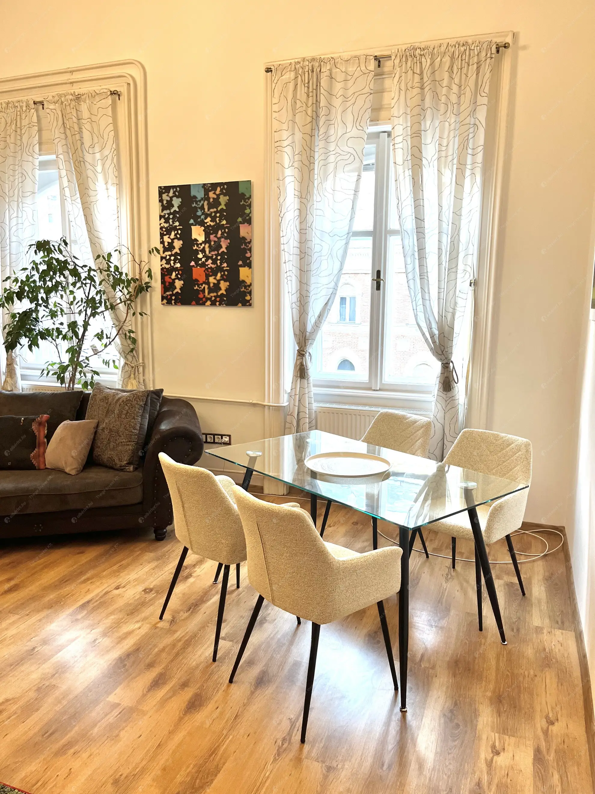 Kiadó albérlet 449000 Ft/hó áron: Budapest, V. kerület  Alkotmány utca. Mérete: 75 nm, 3 szobás | Alberlet.hu - 6563113