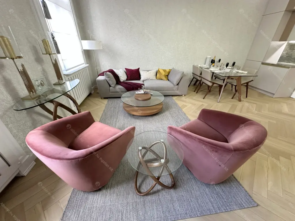 Kiadó albérlet 1243000 Ft/hó áron: Budapest, V. kerület  Alkotmány utca. Mérete: 80 nm, 3 szobás | Alberlet.hu - 6682539