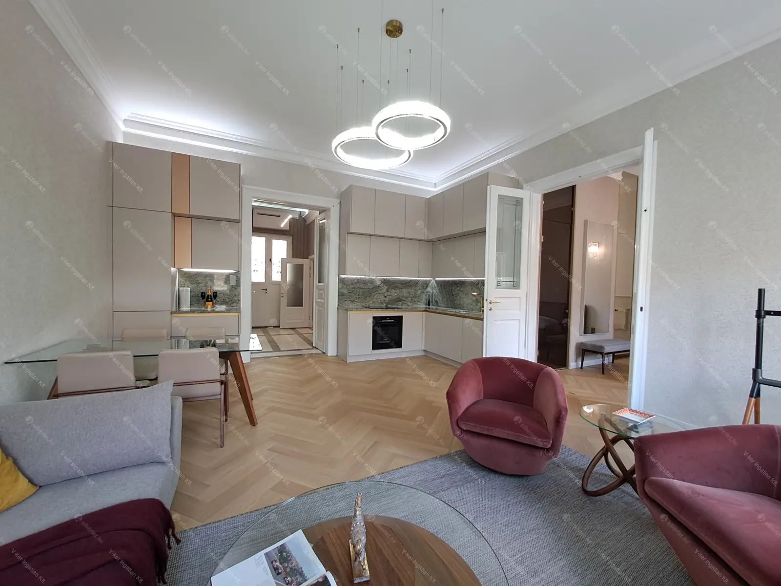 Kiadó albérlet 1024000 Ft/hó áron: Budapest, V. kerület  Alkotmány utca. Mérete: 85 nm, 3 szobás | Alberlet.hu - 6706527