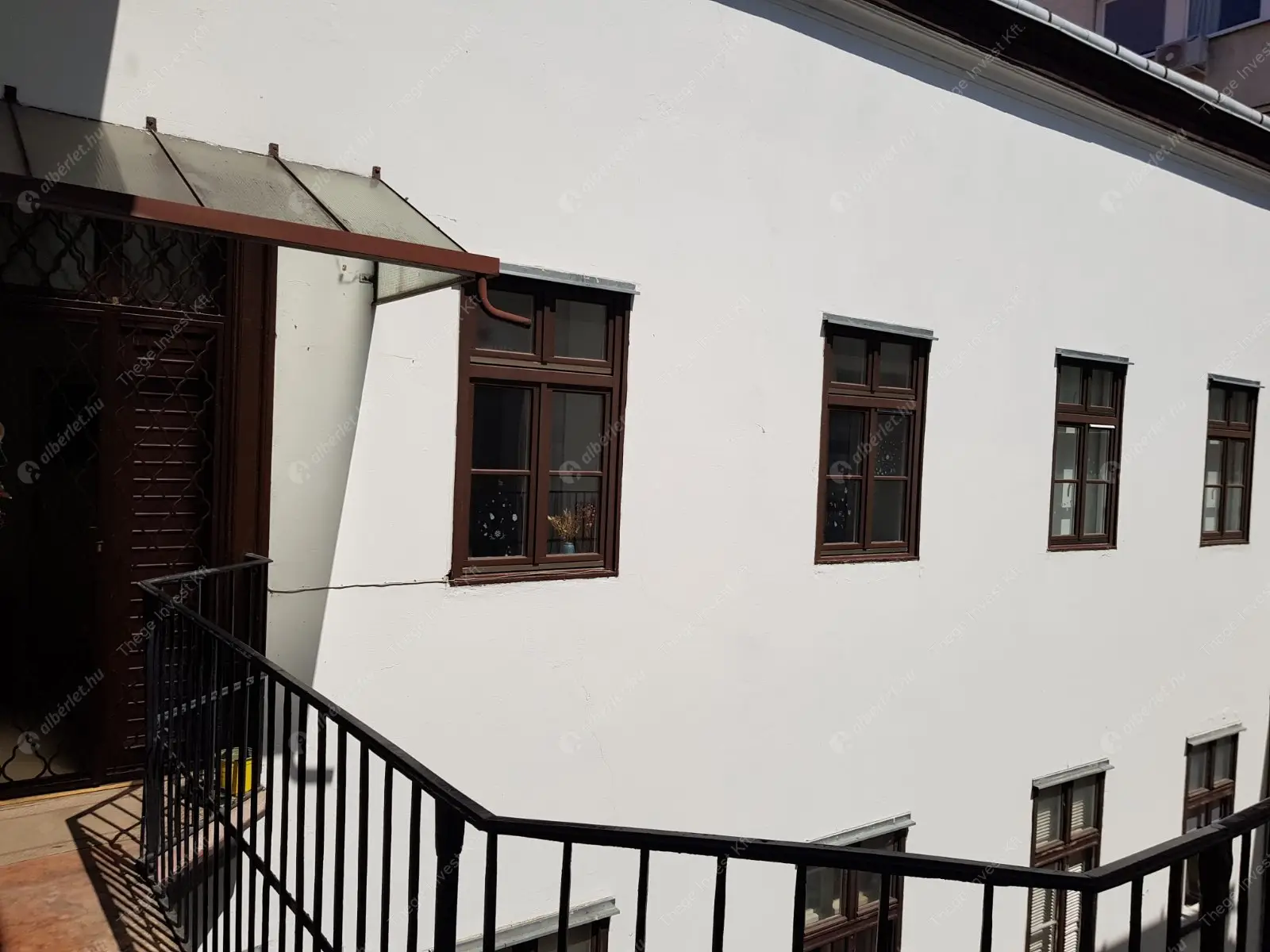 Kiadó albérlet 380000 Ft/hó áron: Budapest, V. kerület  Apáczai Csere János utca. Mérete: 83 nm, 2 szobás | Alberlet.hu - 6554388