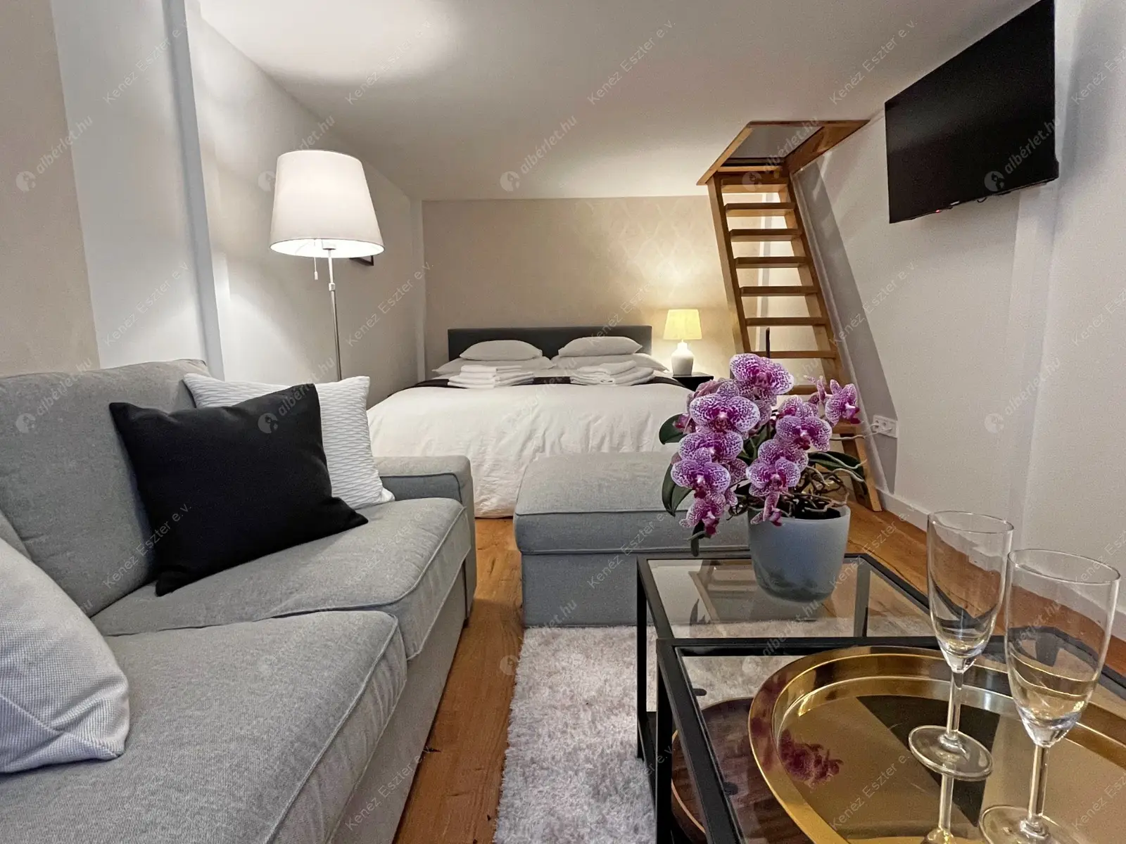 Kiadó albérlet 450000 Ft/hó áron: Budapest, V. kerület  Arany János utca. Mérete: 45 nm, 1 szobás | Alberlet.hu - 6443452