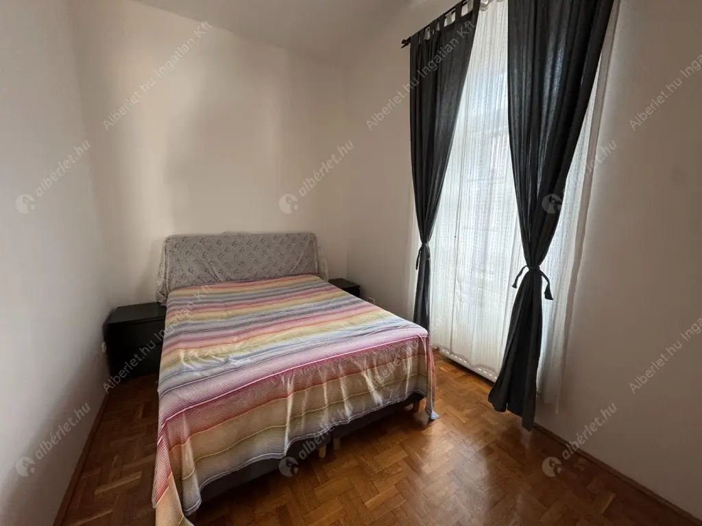 Kiadó albérlet 349000 Ft/hó áron: Budapest, V. kerület  Arany János utca. Mérete: 66 nm, 3 szobás | Alberlet.hu - 6561012