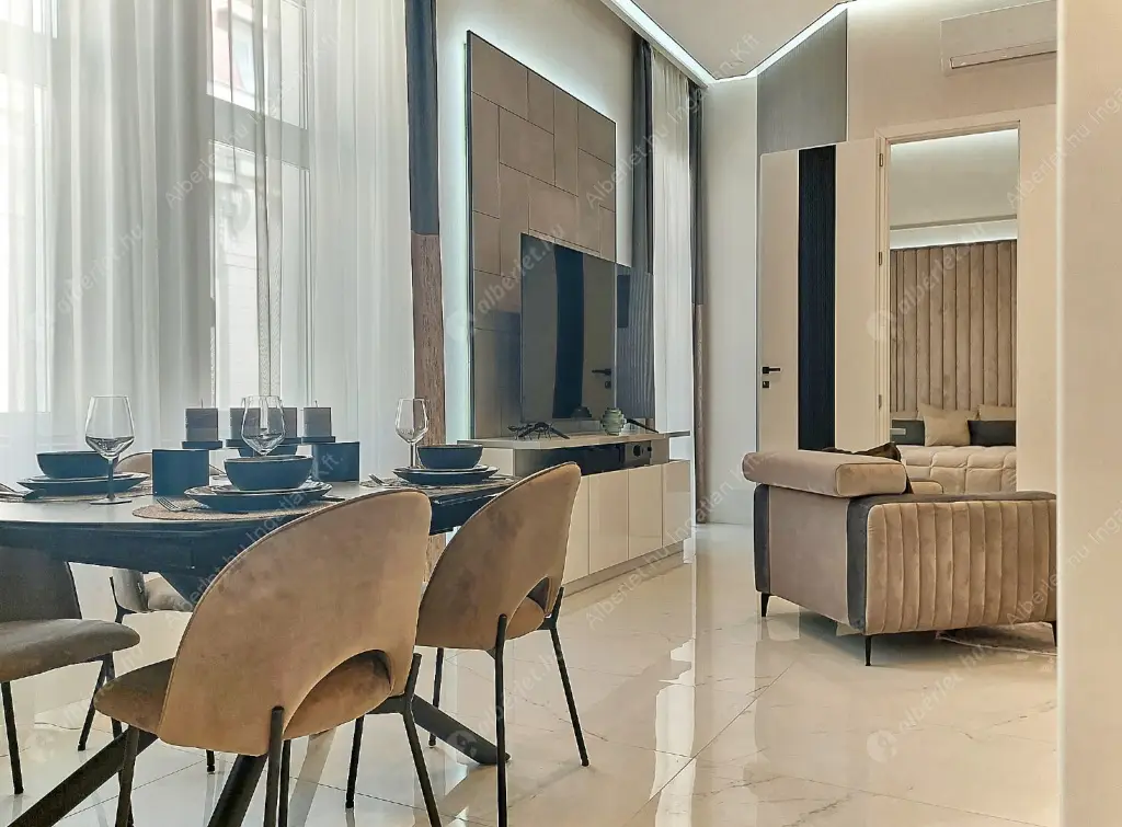 Kiadó albérlet 1389000 Ft/hó áron: Budapest, V. kerület  Aranykéz utca. Mérete: 121 nm, 4 szobás | Alberlet.hu - 6629649