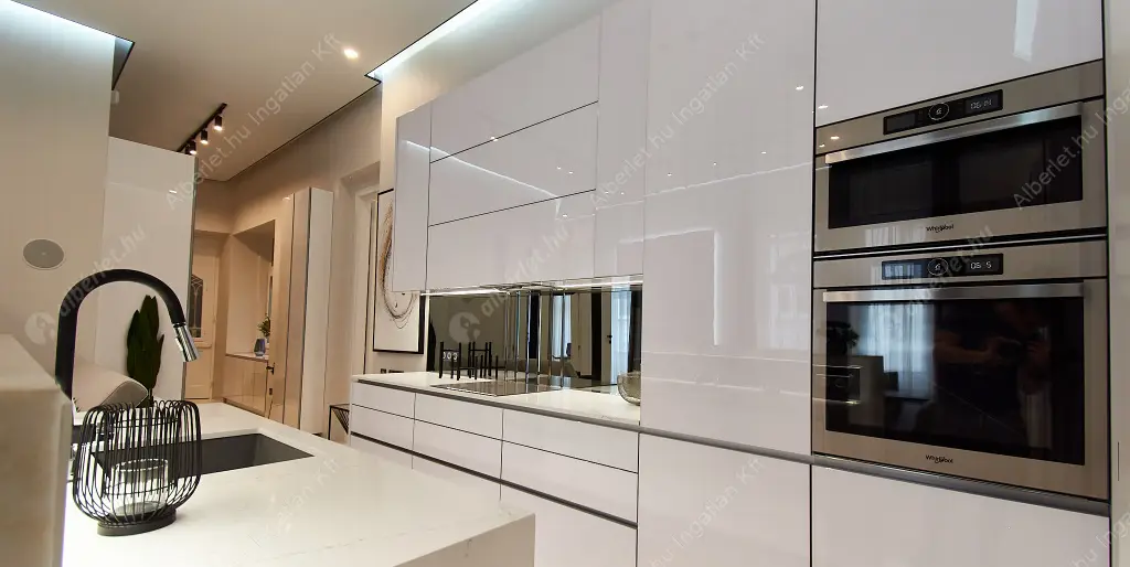 Kiadó albérlet 1389000 Ft/hó áron: Budapest, V. kerület  Aranykéz utca. Mérete: 121 nm, 4 szobás | Alberlet.hu - 6629659