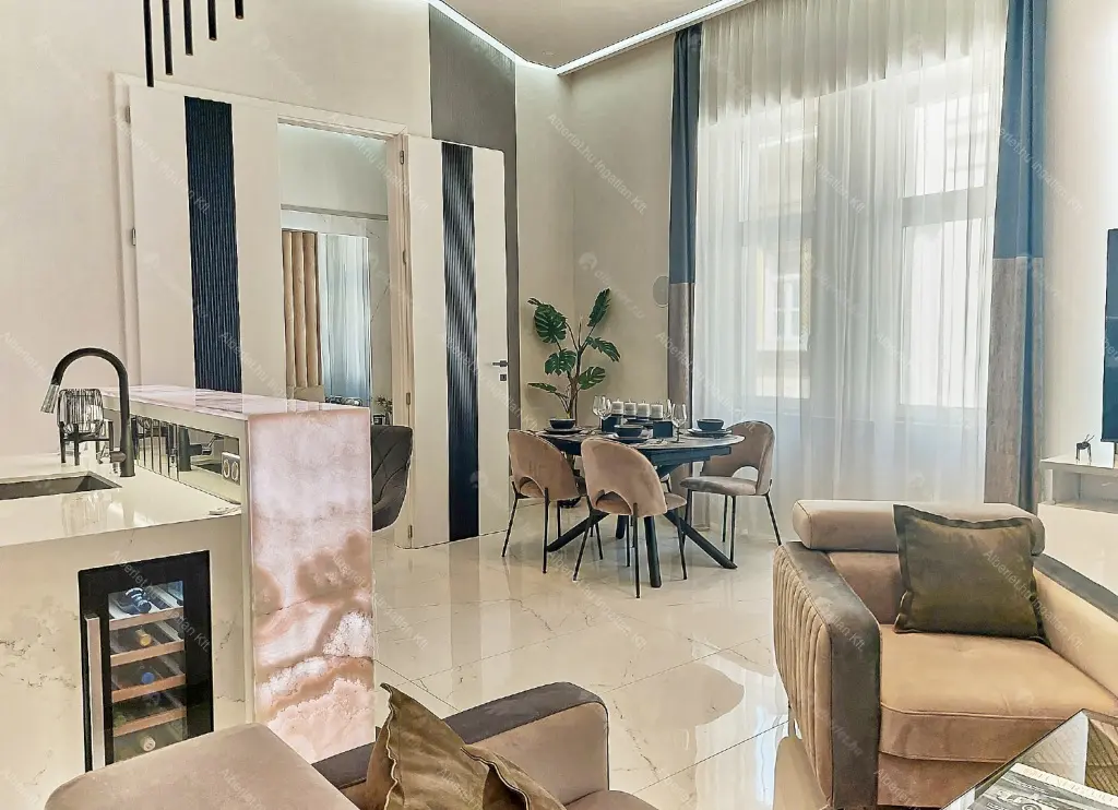 Kiadó albérlet 1233000 Ft/hó áron: Budapest, V. kerület  Aranykéz utca. Mérete: 121 nm, 4 szobás | Alberlet.hu - 6662977