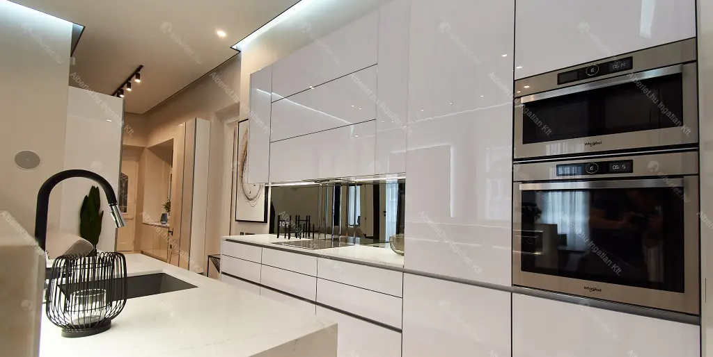 Kiadó albérlet 1233000 Ft/hó áron: Budapest, V. kerület  Aranykéz utca. Mérete: 121 nm, 4 szobás | Alberlet.hu - 6662991