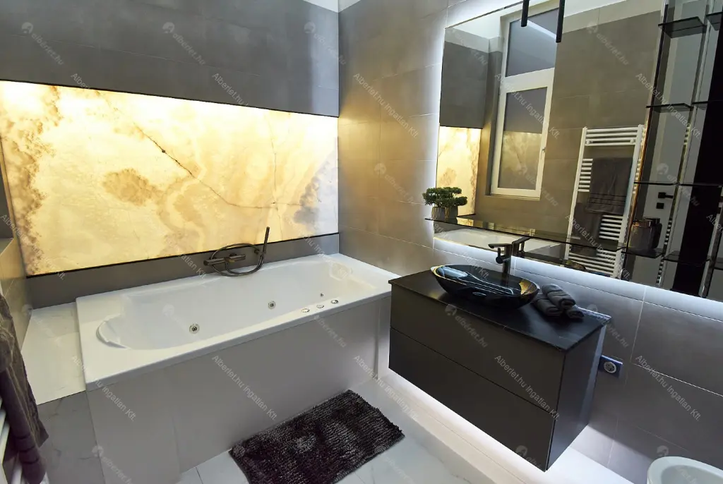 Kiadó albérlet 1233000 Ft/hó áron: Budapest, V. kerület  Aranykéz utca. Mérete: 121 nm, 4 szobás | Alberlet.hu - 6662992