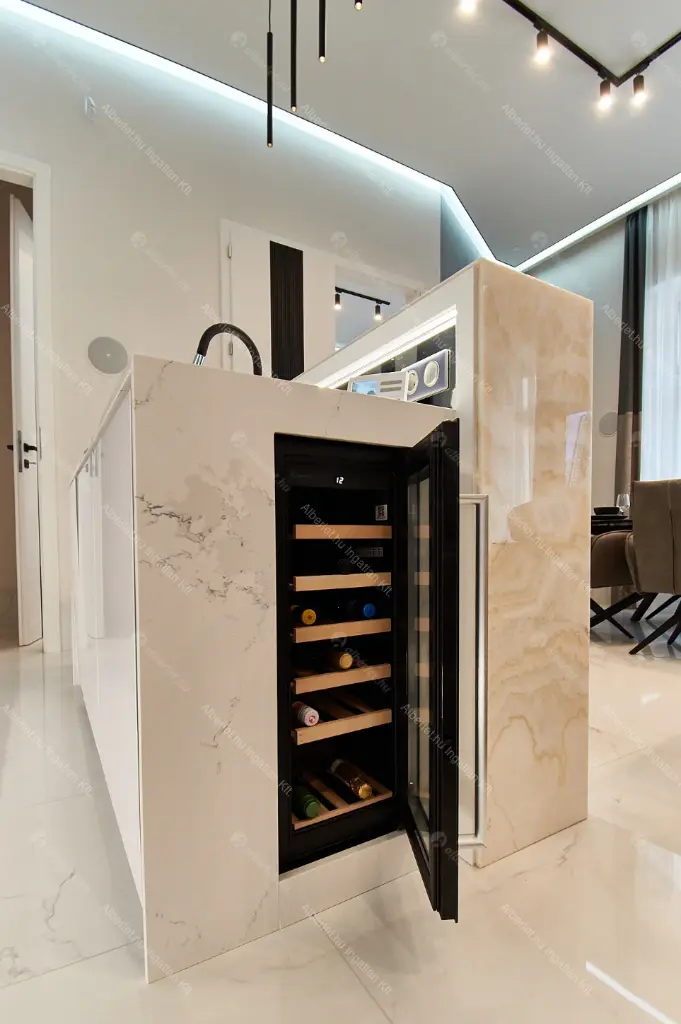 Kiadó albérlet 1245000 Ft/hó áron: Budapest, V. kerület  Aranykéz utca. Mérete: 121 nm, 4 szobás | Alberlet.hu - 6688734