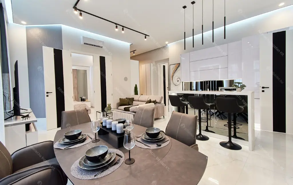 Kiadó albérlet 1245000 Ft/hó áron: Budapest, V. kerület  Aranykéz utca. Mérete: 121 nm, 4 szobás | Alberlet.hu - 6688736