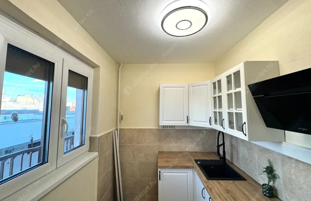 Kiadó albérlet 279000 Ft/hó áron: Budapest, V. kerület  Aranykéz utca. Mérete: 40 nm, 1 szobás | Alberlet.hu - 6518670