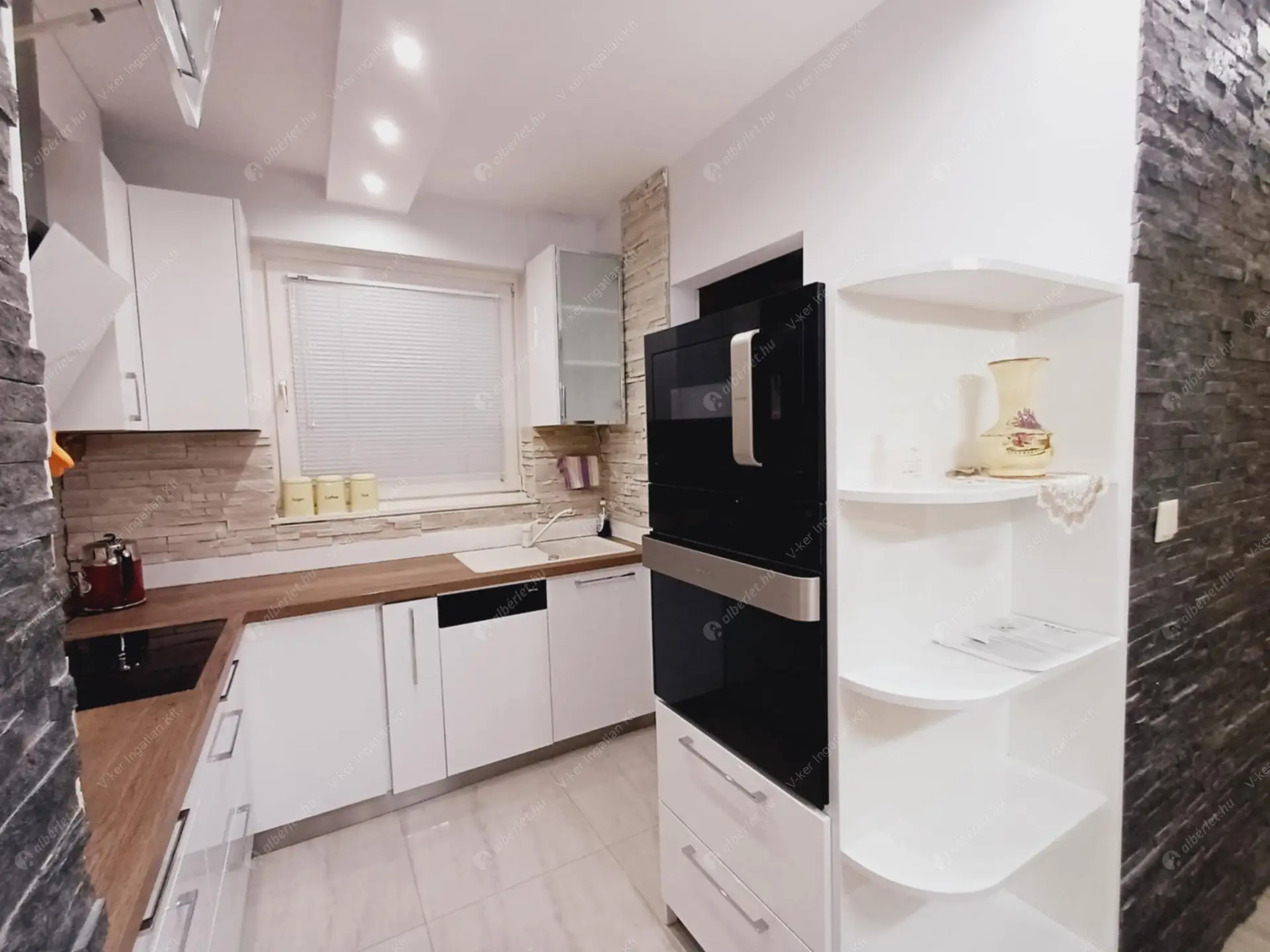 Kiadó albérlet 450000 Ft/hó áron: Budapest, V. kerület  Aranykéz utca. Mérete: 85 nm, 3 szobás | Alberlet.hu - 6455053