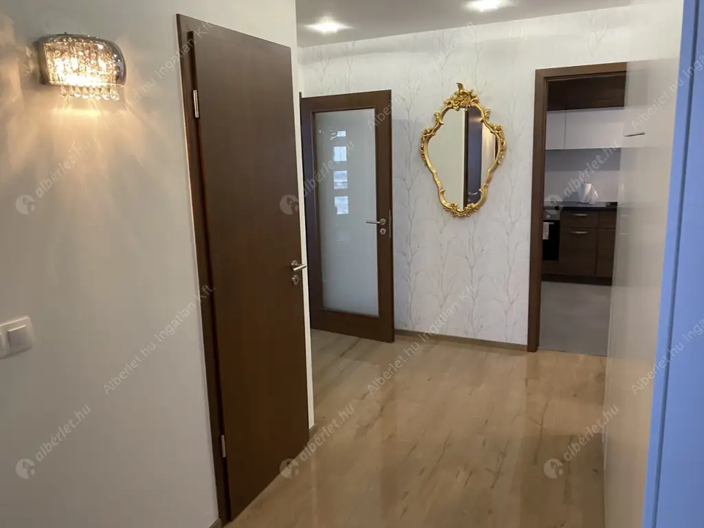 Kiadó albérlet 650000 Ft/hó áron: Budapest, V. kerület  Aranykéz utca. Mérete: 94 nm, 3 szobás | Alberlet.hu - 6590689
