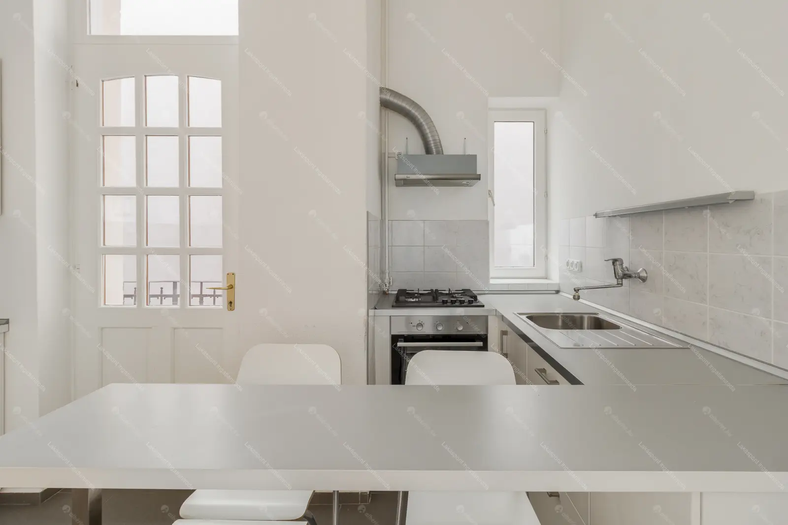 Kiadó albérlet 360000 Ft/hó áron: Budapest, V. kerület  Aulich utca. Mérete: 79 nm, 3 szobás | Alberlet.hu - 6657341