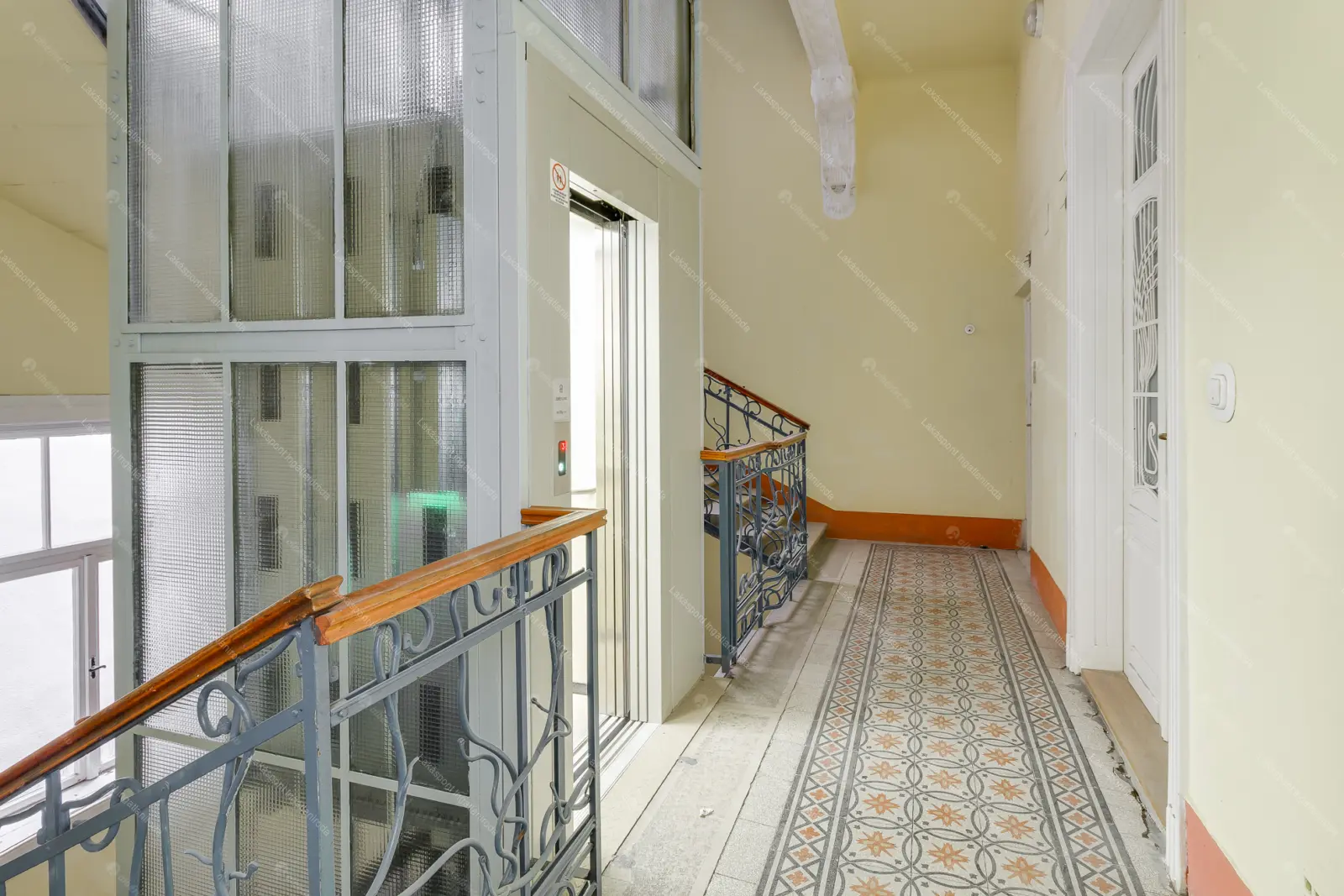 Kiadó albérlet 367000 Ft/hó áron: Budapest, V. kerület  Aulich utca. Mérete: 79 nm, 3 szobás | Alberlet.hu - 6690501