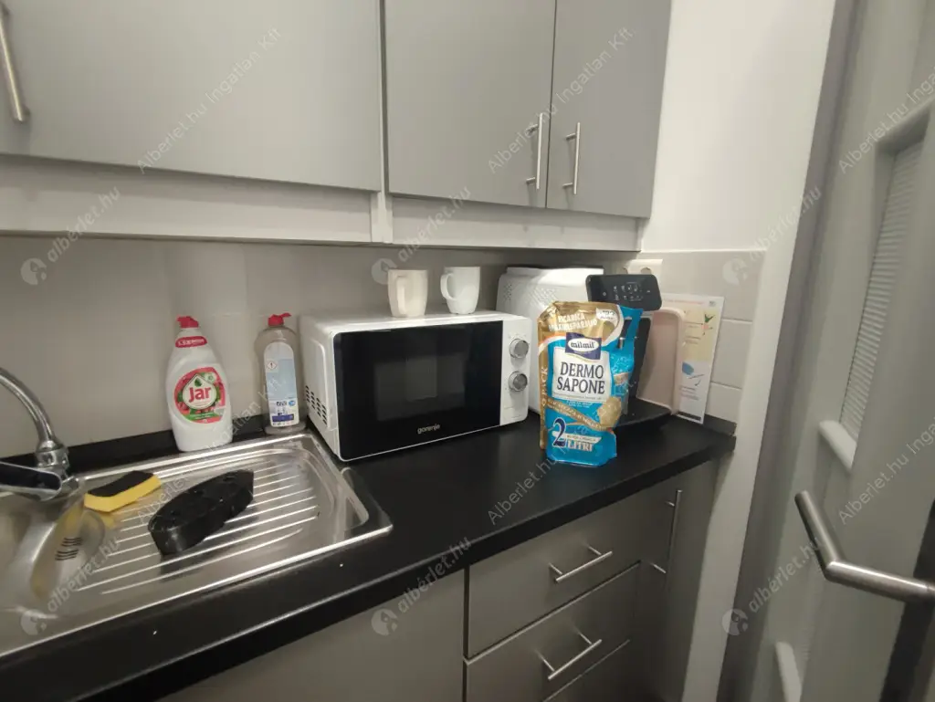 Kiadó albérlet 718000 Ft/hó áron: Budapest, V. kerület  Bajcsy-Zsilinszky út. Mérete: 113 nm, 3 szobás | Alberlet.hu - 6613200
