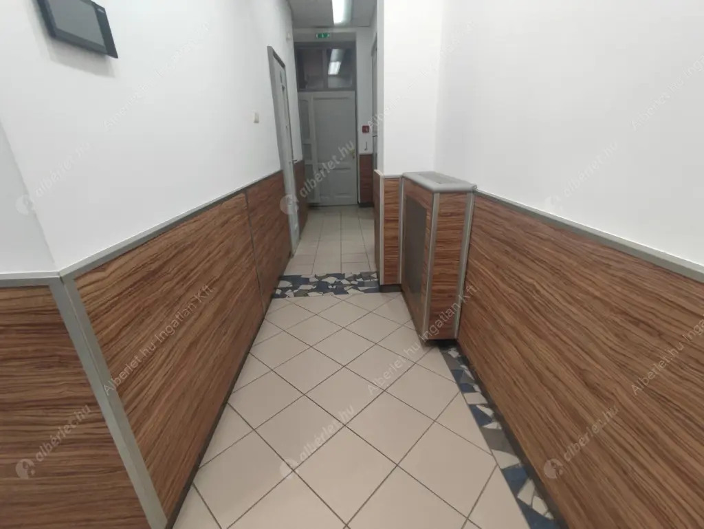 Kiadó albérlet 718000 Ft/hó áron: Budapest, V. kerület  Bajcsy-Zsilinszky út. Mérete: 113 nm, 3 szobás | Alberlet.hu - 6613201