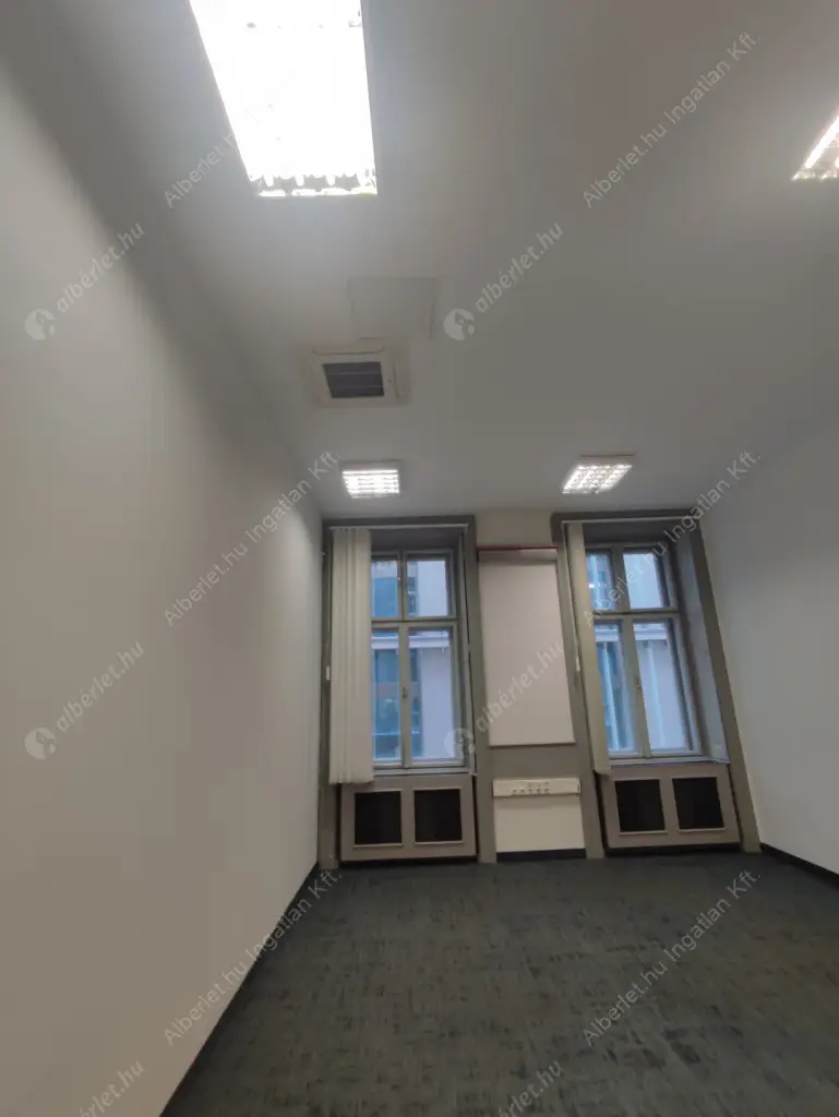 Kiadó albérlet 1355000 Ft/hó áron: Budapest, V. kerület  Bajcsy-Zsilinszky út. Mérete: 260 nm, 5 szobás | Alberlet.hu - 6613140