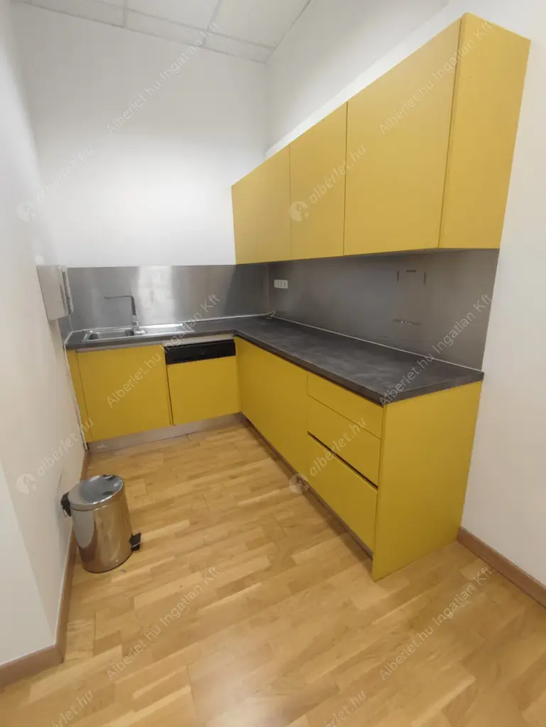 Kiadó albérlet 1355000 Ft/hó áron: Budapest, V. kerület  Bajcsy-Zsilinszky út. Mérete: 260 nm, 5 szobás | Alberlet.hu - 6613141