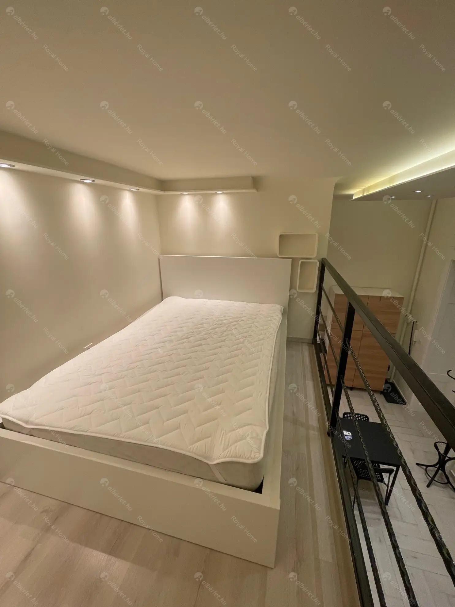 Kiadó albérlet 255000 Ft/hó áron: Budapest, V. kerület  Bajcsy-Zsilinszky út. Mérete: 35 nm, 1 szobás | Alberlet.hu - 6574501