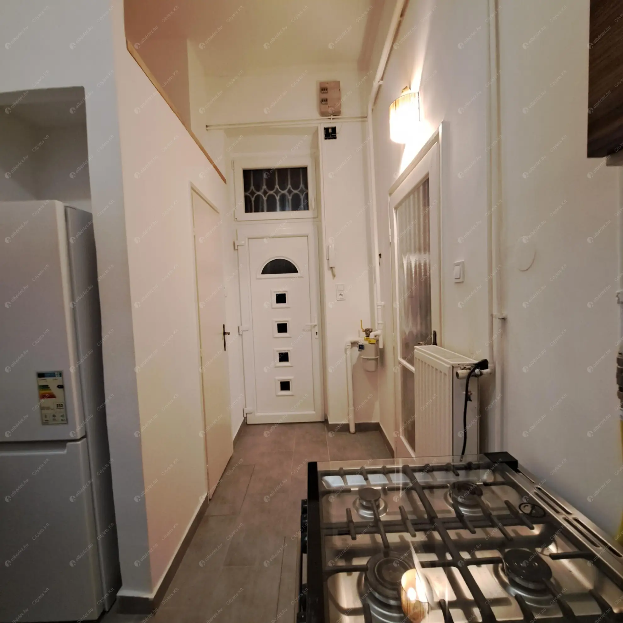 Kiadó albérlet 240000 Ft/hó áron: Budapest, V. kerület  Bajcsy-Zsilinszky út. Mérete: 44 nm, 1 szobás | Alberlet.hu - 6576740