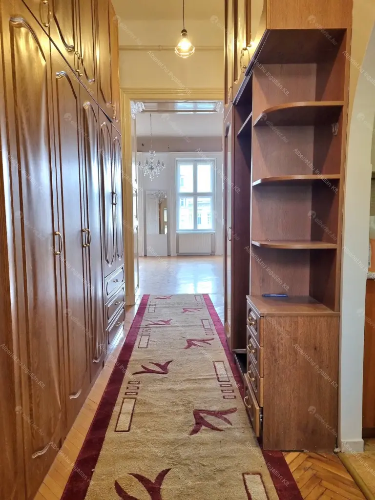 Kiadó albérlet 270000 Ft/hó áron: Budapest, V. kerület  Bajcsy-Zsilinszky út. Mérete: 63 nm, 2 szobás | Alberlet.hu - 6654141