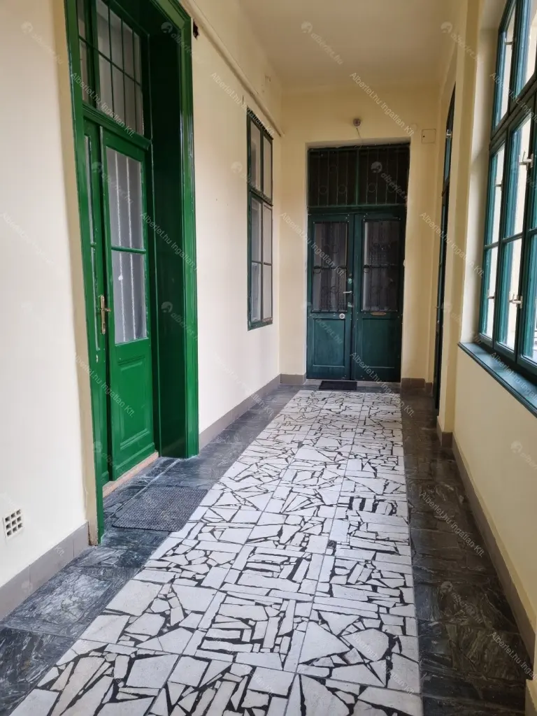 Kiadó albérlet 270000 Ft/hó áron: Budapest, V. kerület  Bajcsy-Zsilinszky út. Mérete: 63 nm, 2 szobás | Alberlet.hu - 6668778