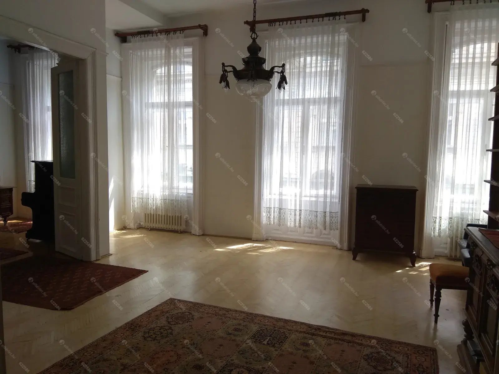 Kiadó albérlet 295000 Ft/hó áron: Budapest, V. kerület  Bajcsy-Zsilinszky út. Mérete: 86 nm, 2 szobás | Alberlet.hu - 6642869