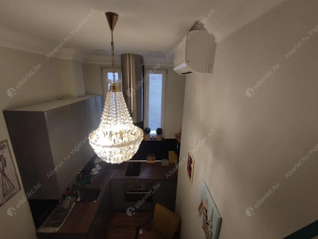 Kiadó albérlet 220000 Ft/hó áron: Budapest, V. kerület  Balassi Bálint utca. Mérete: 26 nm, 1 szobás | Alberlet.hu - 6605957