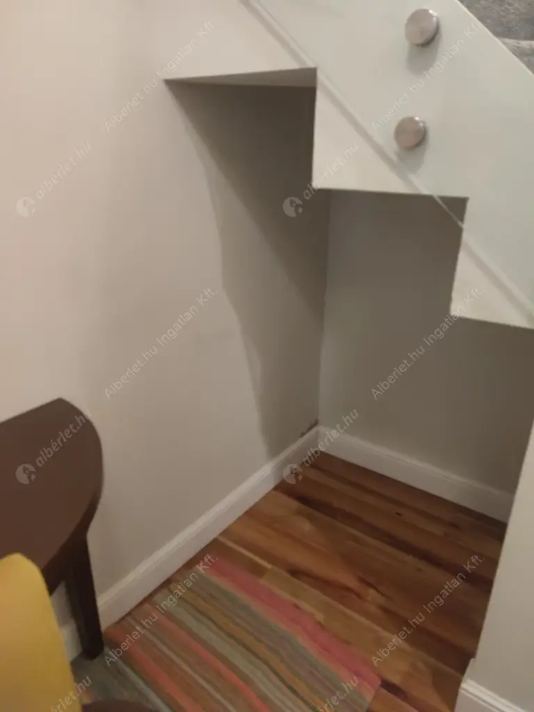 Kiadó albérlet 220000 Ft/hó áron: Budapest, V. kerület  Balassi Bálint utca. Mérete: 26 nm, 1 szobás | Alberlet.hu - 6605964