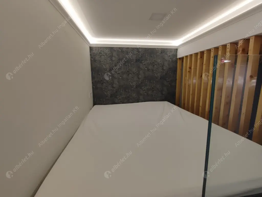 Kiadó albérlet 220000 Ft/hó áron: Budapest, V. kerület  Balassi Bálint utca. Mérete: 26 nm, 1 szobás | Alberlet.hu - 6605965