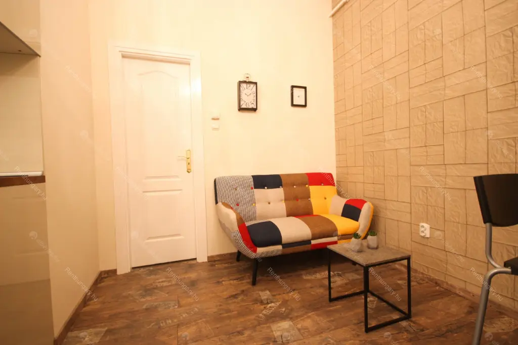 Kiadó albérlet 265000 Ft/hó áron: Budapest, V. kerület  Balassi Bálint utca. Mérete: 35 nm, 1 szobás | Alberlet.hu - 6703820