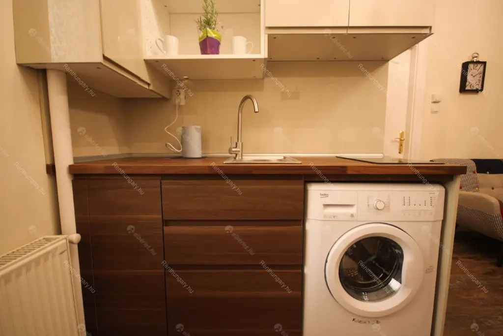 Kiadó albérlet 217000 Ft/hó áron: Budapest, V. kerület  Balassi Bálint utca. Mérete: 35 nm, 1 szobás | Alberlet.hu - 6703899