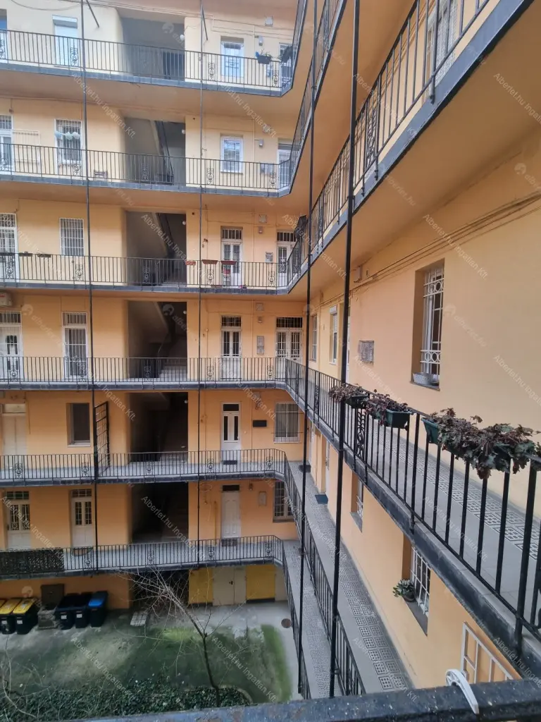 Kiadó albérlet 199000 Ft/hó áron: Budapest, V. kerület  Balassi Bálint utca. Mérete: 44 nm, 1 szobás | Alberlet.hu - 6652397