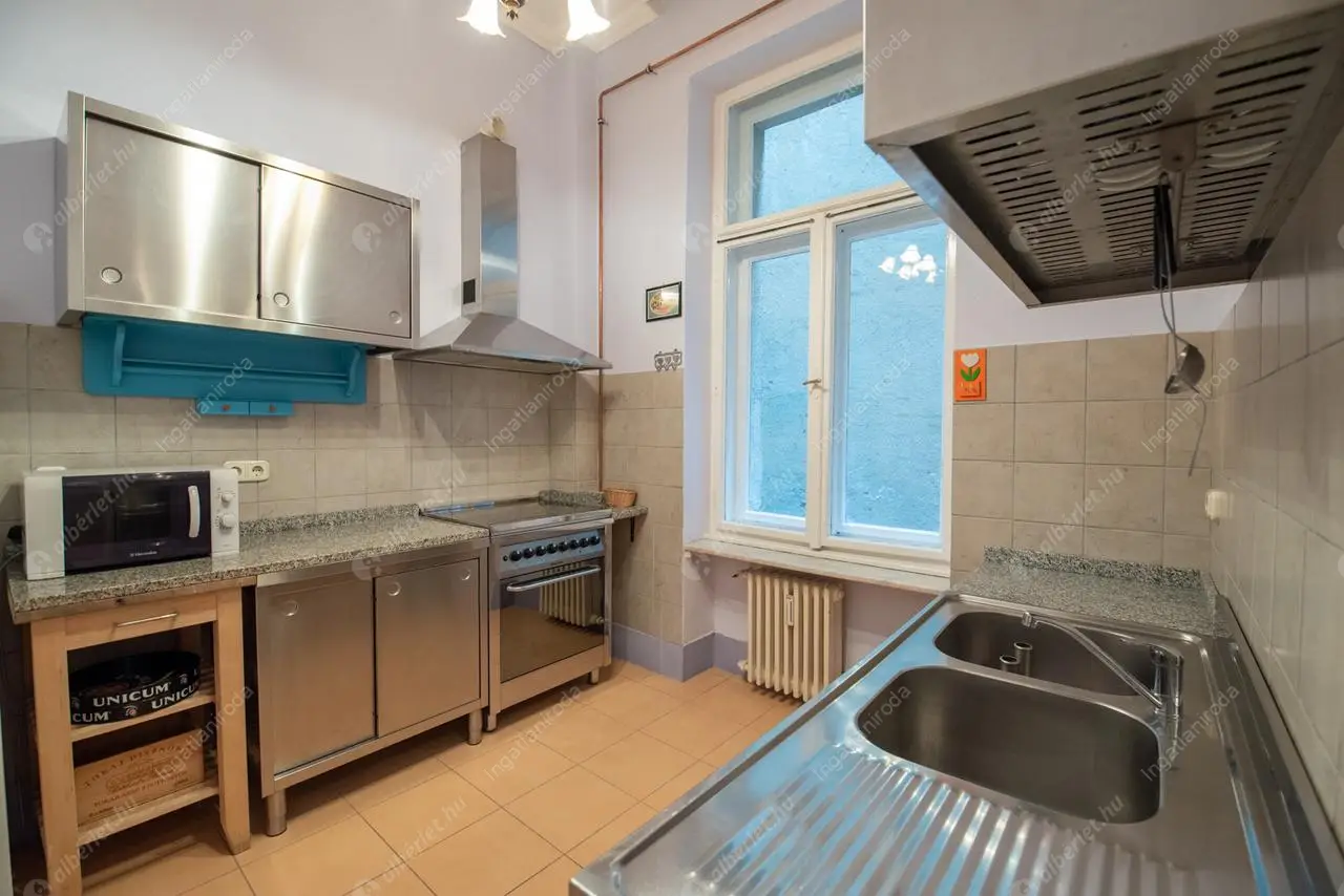 Kiadó albérlet 250000 Ft/hó áron: Budapest, V. kerület  Balassi Bálint utca. Mérete: 47 nm, 1 szobás | Alberlet.hu - 5699616