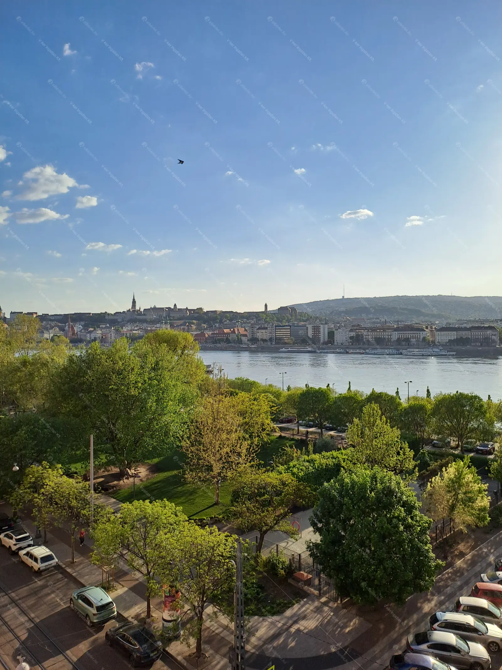 Kiadó albérlet 350000 Ft/hó áron: Budapest, V. kerület  Balassi Bálint utca. Mérete: 77 nm, 2 szobás | Alberlet.hu - 6705325