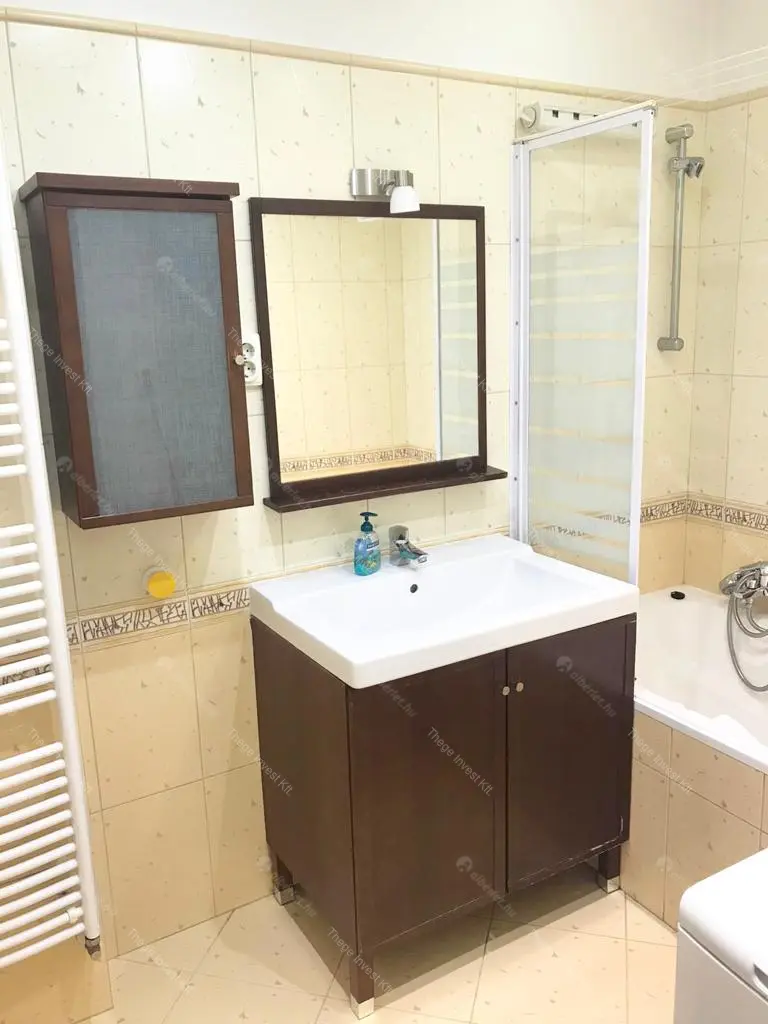 Kiadó albérlet 280000 Ft/hó áron: Budapest, V. kerület  Balaton utca. Mérete: 58 nm, 2 szobás | Alberlet.hu - 6683883