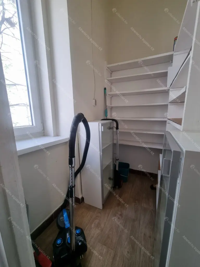 Kiadó albérlet 269000 Ft/hó áron: Budapest, V. kerület  Balaton utca. Mérete: 62 nm, 2 szobás | Alberlet.hu - 6706166