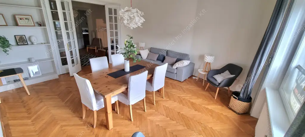 Kiadó albérlet 640000 Ft/hó áron: Budapest, V. kerület  Belgrád rakpart. Mérete: 100 nm, 3 szobás | Alberlet.hu - 6517263