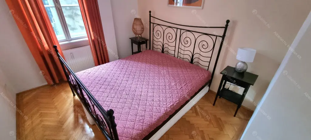 Kiadó albérlet 539000 Ft/hó áron: Budapest, V. kerület  Belgrád rakpart. Mérete: 100 nm, 3 szobás | Alberlet.hu - 6678791