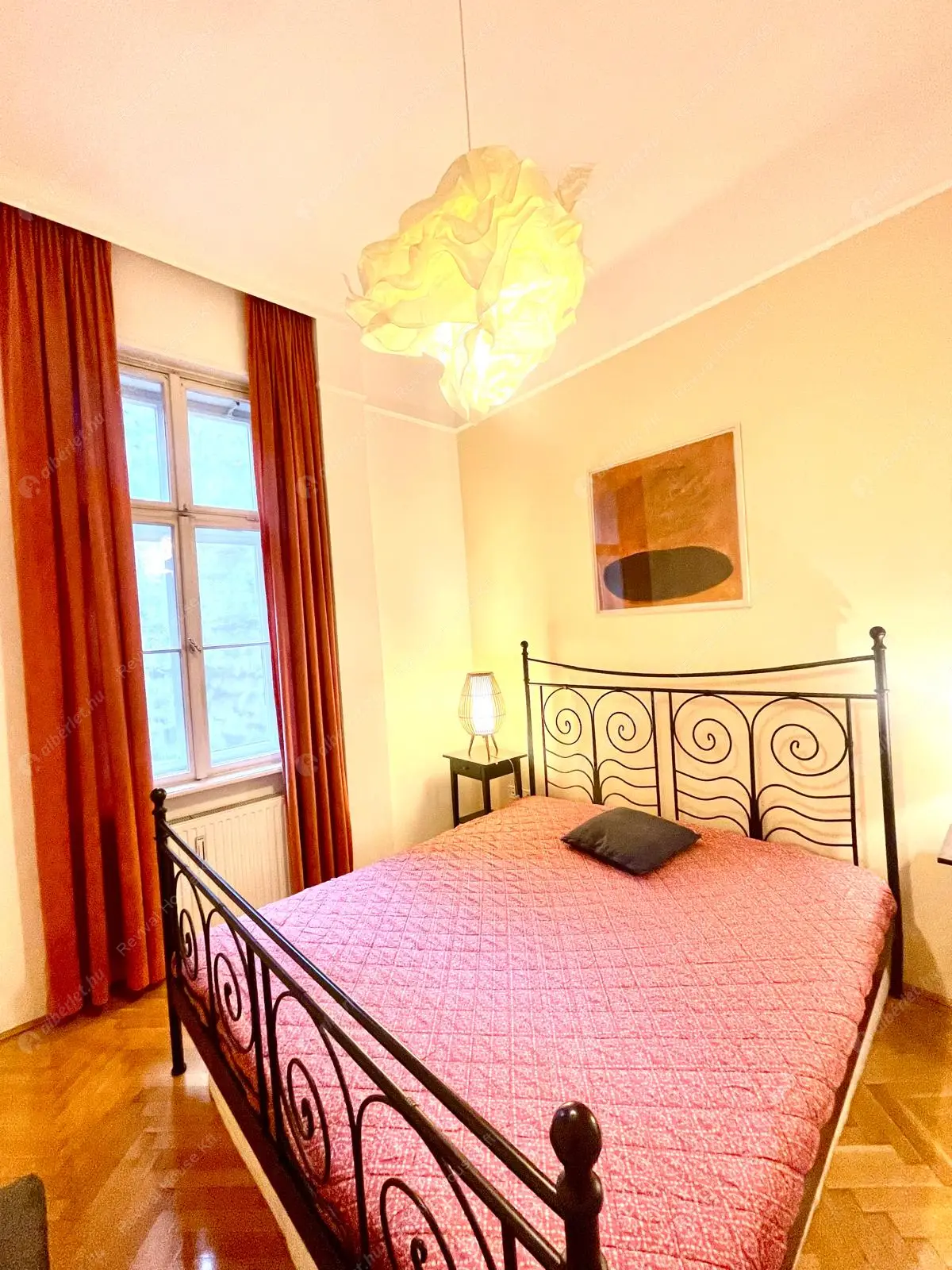 Kiadó albérlet 580000 Ft/hó áron: Budapest, V. kerület  Belgrád rakpart. Mérete: 100 nm, 4 szobás | Alberlet.hu - 6505948