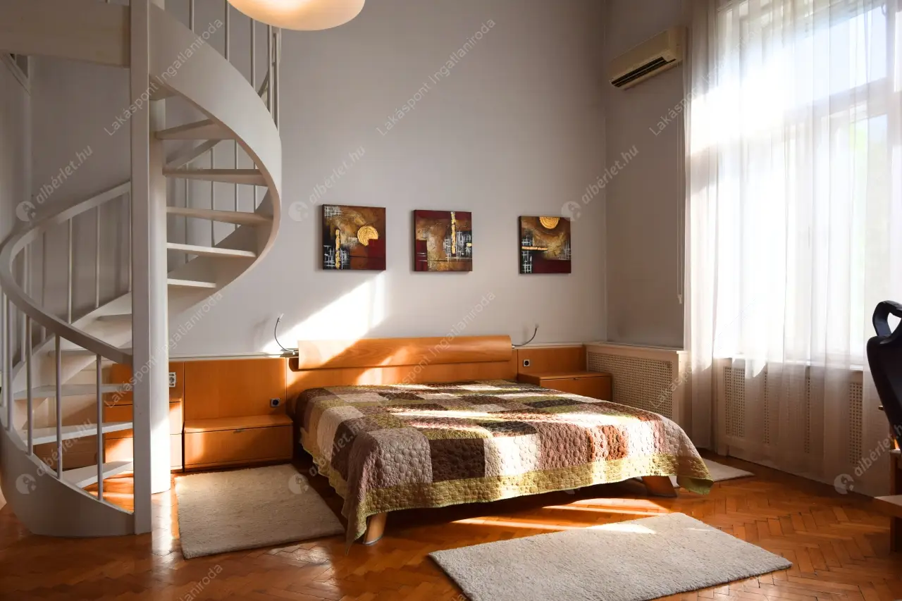 Kiadó albérlet 1150000 Ft/hó áron: Budapest, V. kerület  Belgrád rakpart. Mérete: 165 nm, 4 szobás | Alberlet.hu - 6544152