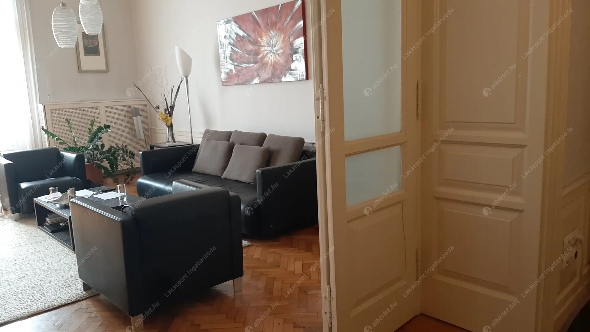 Kiadó albérlet 1150000 Ft/hó áron: Budapest, V. kerület  Belgrád rakpart. Mérete: 165 nm, 4 szobás | Alberlet.hu - 6544159