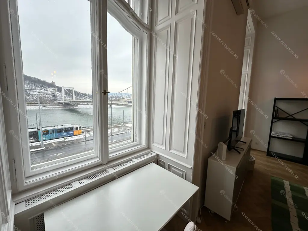 Kiadó albérlet 540000 Ft/hó áron: Budapest, V. kerület  Belgrád rakpart. Mérete: 59 nm, 1 szobás | Alberlet.hu - 6681609