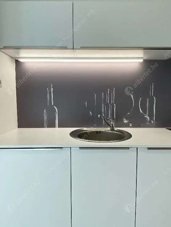 Kiadó albérlet 774000 Ft/hó áron: Budapest, V. kerület  Belgrád rakpart. Mérete: 83 nm, 2 szobás | Alberlet.hu - 6597459