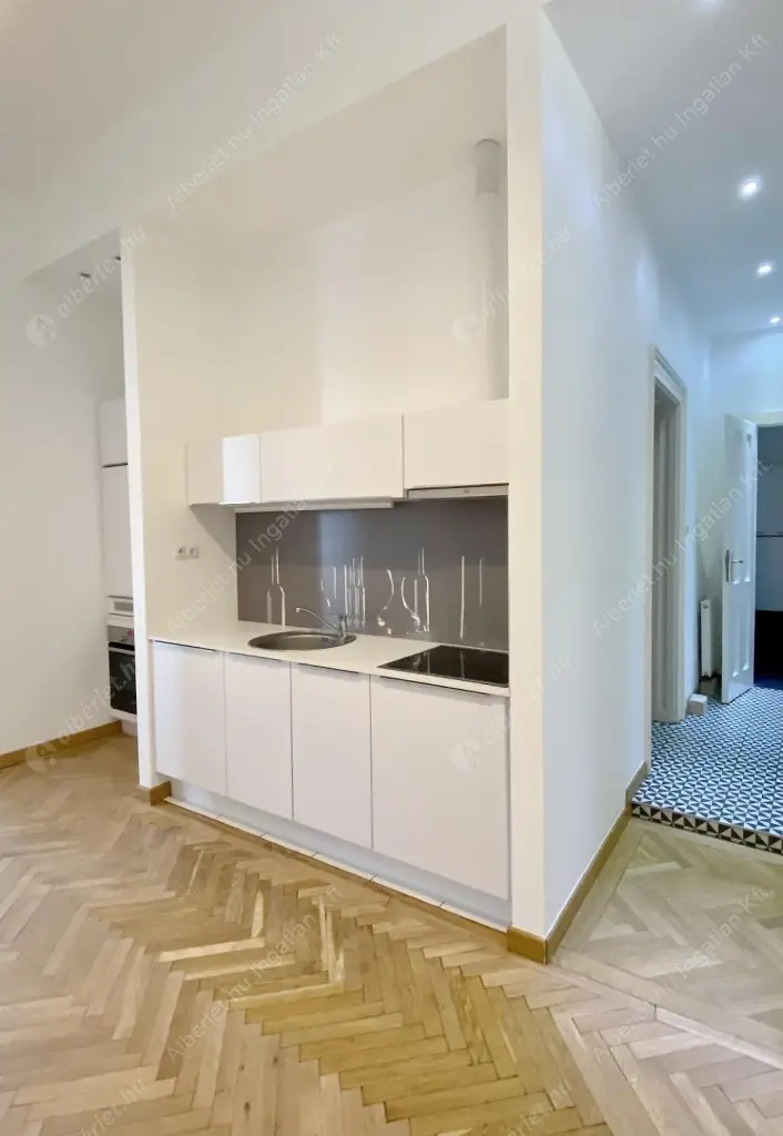 Kiadó albérlet 774000 Ft/hó áron: Budapest, V. kerület  Belgrád rakpart. Mérete: 83 nm, 2 szobás | Alberlet.hu - 6597460