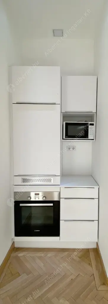 Kiadó albérlet 774000 Ft/hó áron: Budapest, V. kerület  Belgrád rakpart. Mérete: 83 nm, 2 szobás | Alberlet.hu - 6597463